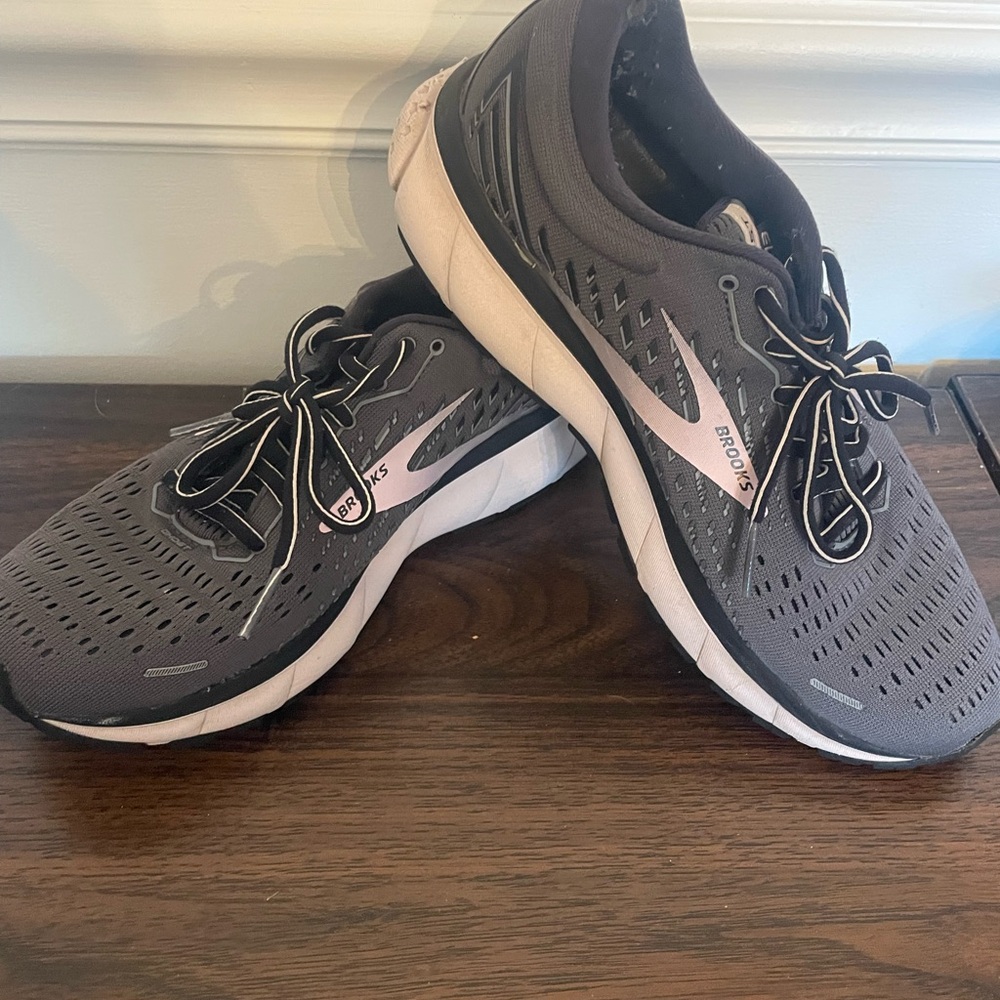 Brooks ghost 13
